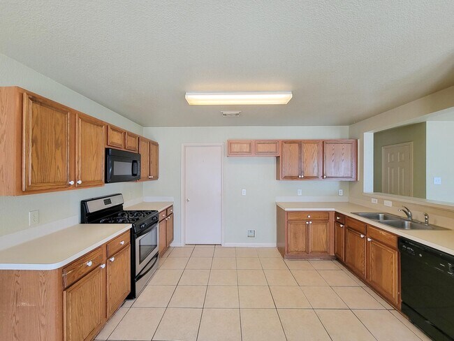 Building Photo - 21807 Aspen Mist Ln