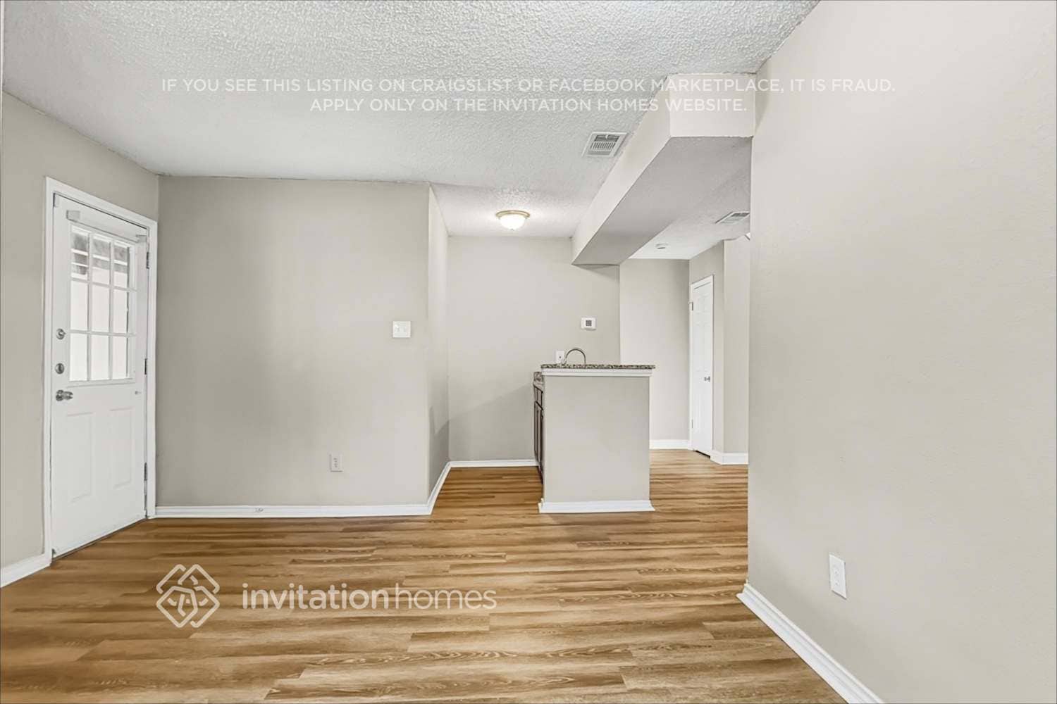 Building Photo - 8713 Wood Glen Dr