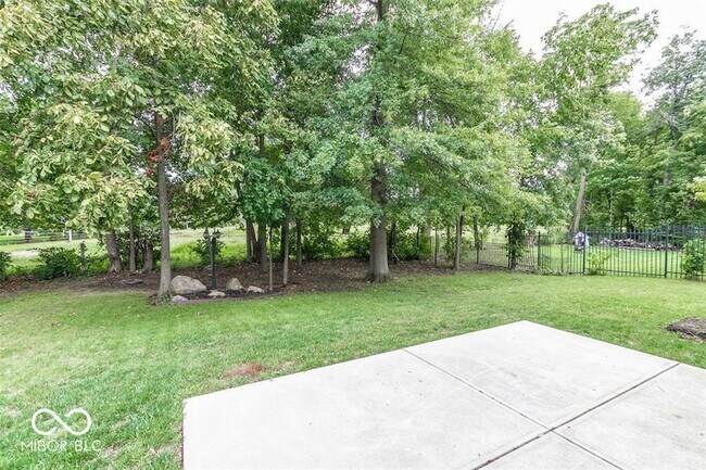 Building Photo - 10686 Trailwood Dr