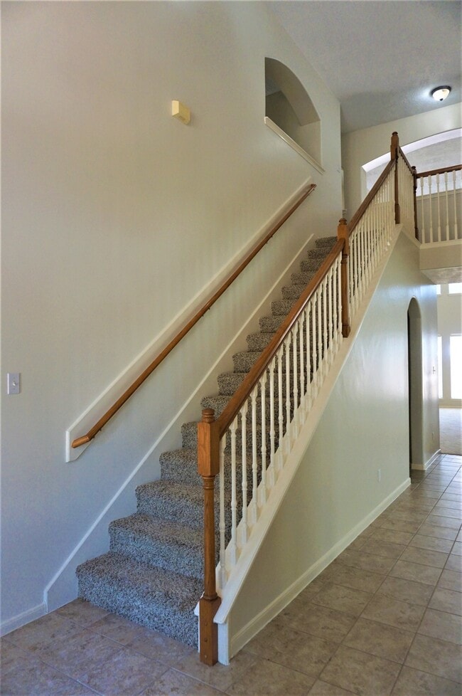 Building Photo - 8123 Buffalo Springs Ct