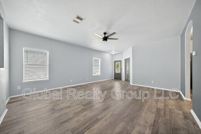 Building Photo - 140 Clapboard Run