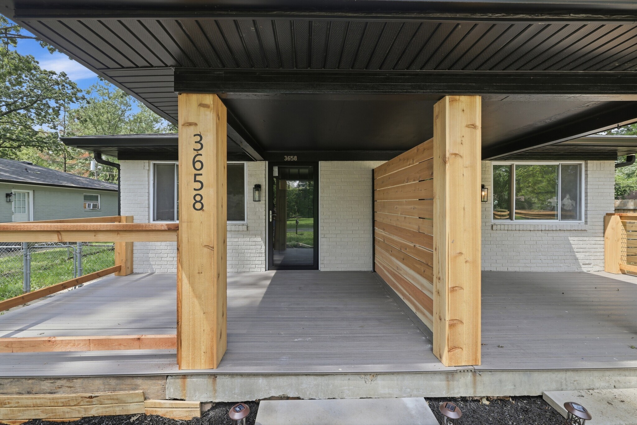 Building Photo - 3660 N Sadlier Dr