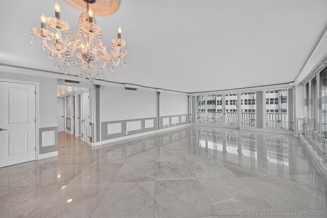 Building Photo - 4020 Galt Ocean Dr