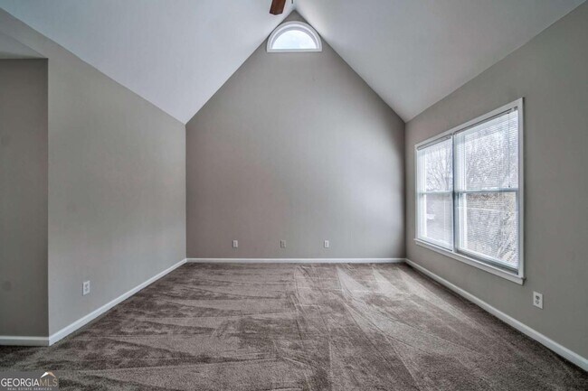 Building Photo - 2011 Town Lake Hills W