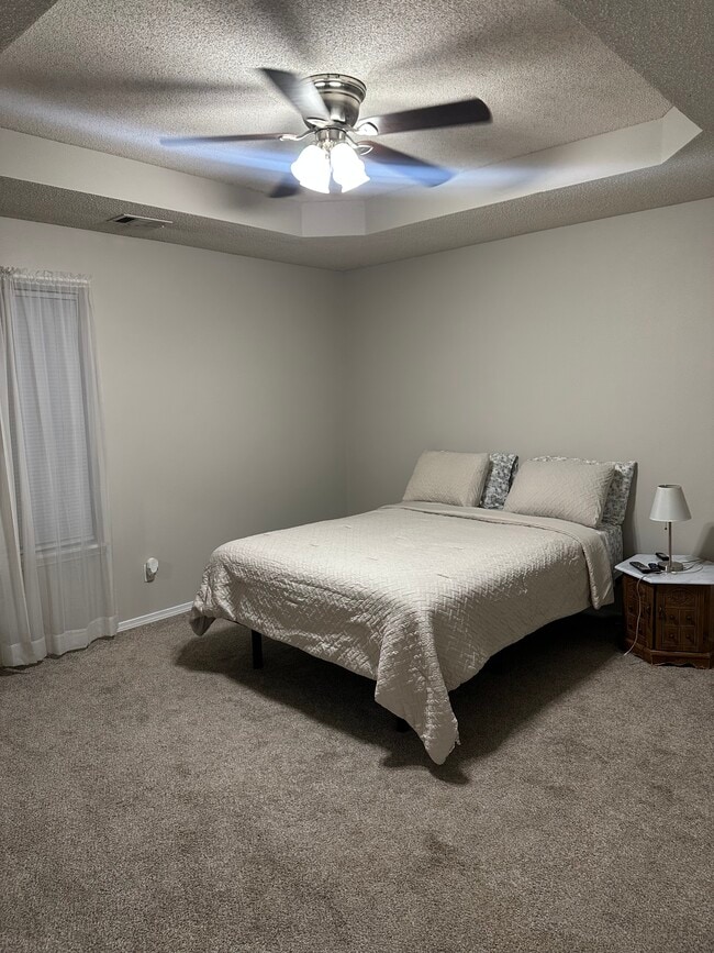 Building Photo - 2407 Broken Hill Dr