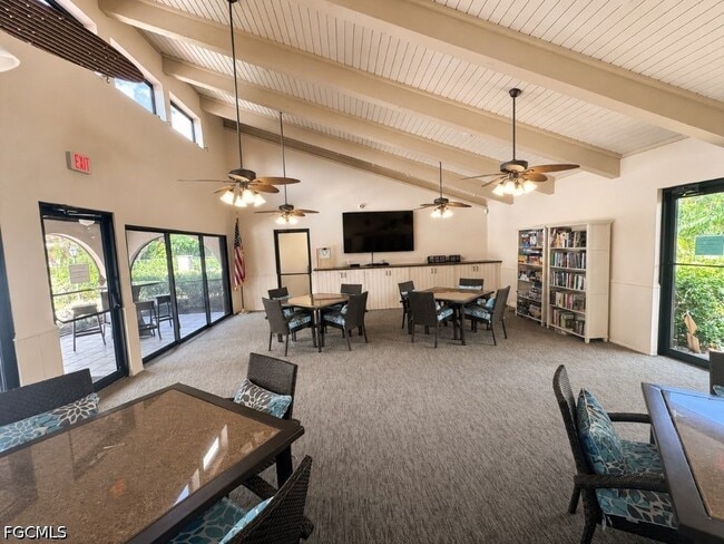 Building Photo - 27810 Hacienda E Blvd