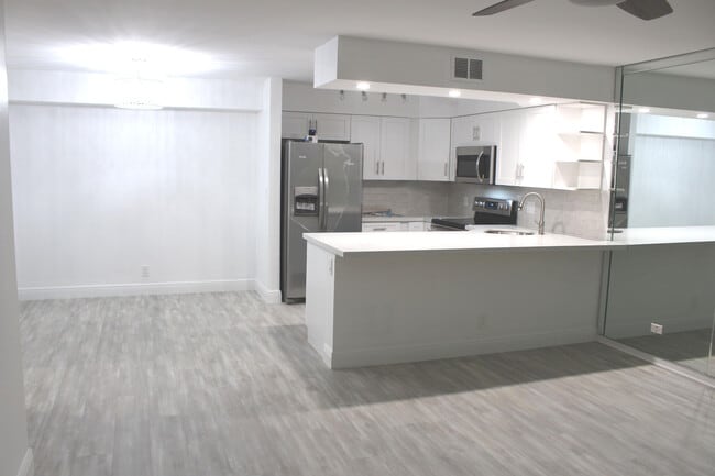 Building Photo - 4181 S 57th Ave