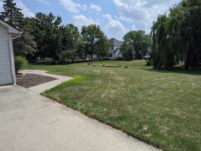 Building Photo - 34521 Springvale Cir