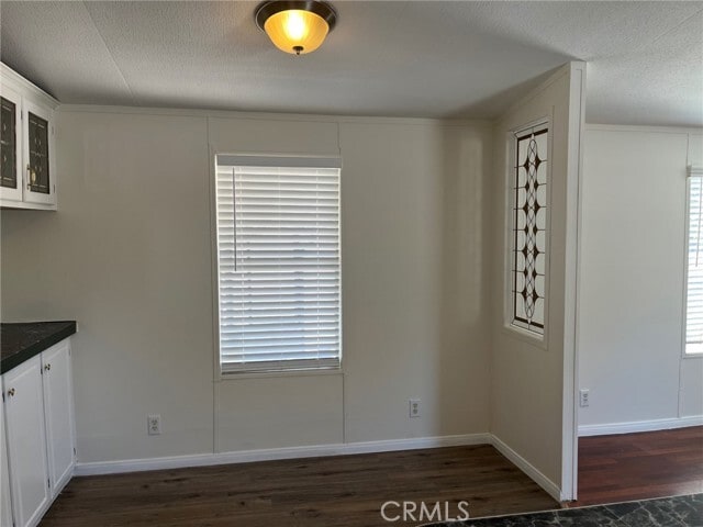 Building Photo - 22225 Ellis Ave