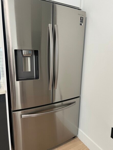 Building Photo - 1312 13th St NW