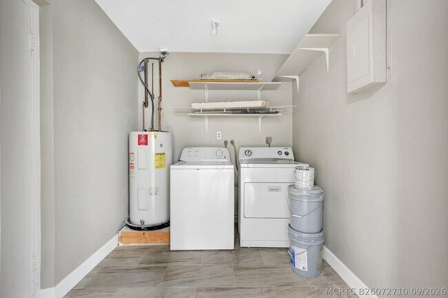 Building Photo - 3761 NW 78th Ln