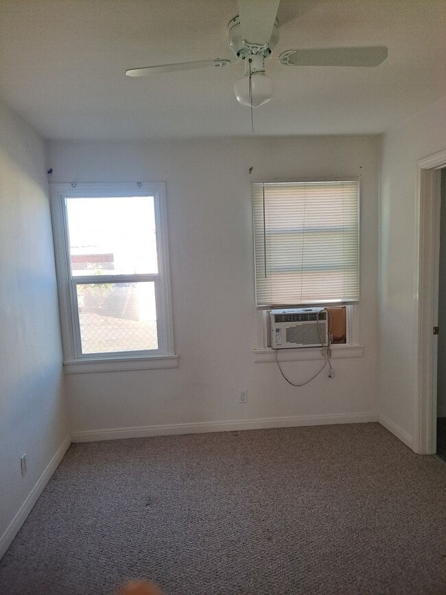 Building Photo - TORRANCE 1 BDRM APT FOR LEASE!
