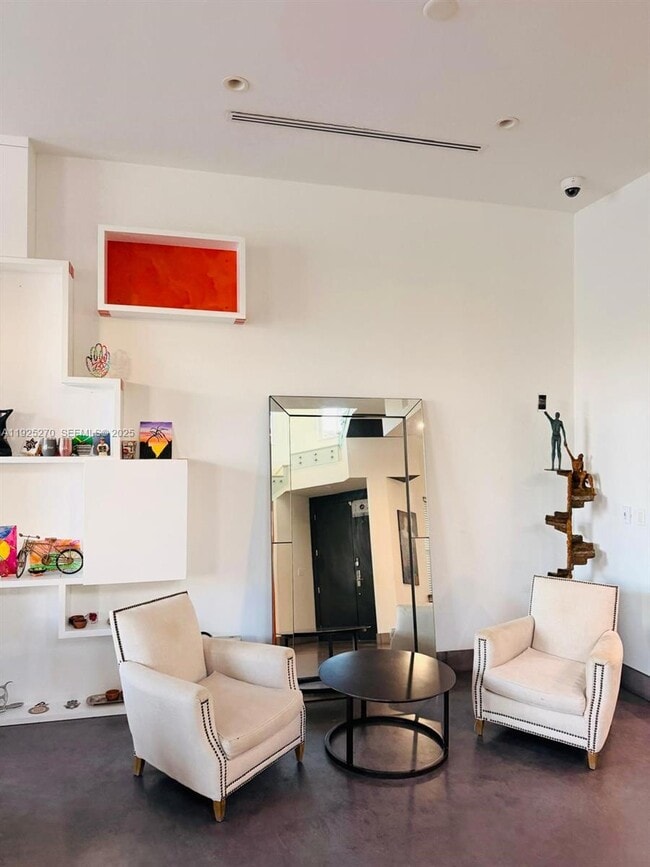 Building Photo - 21025 NE 38th Ave