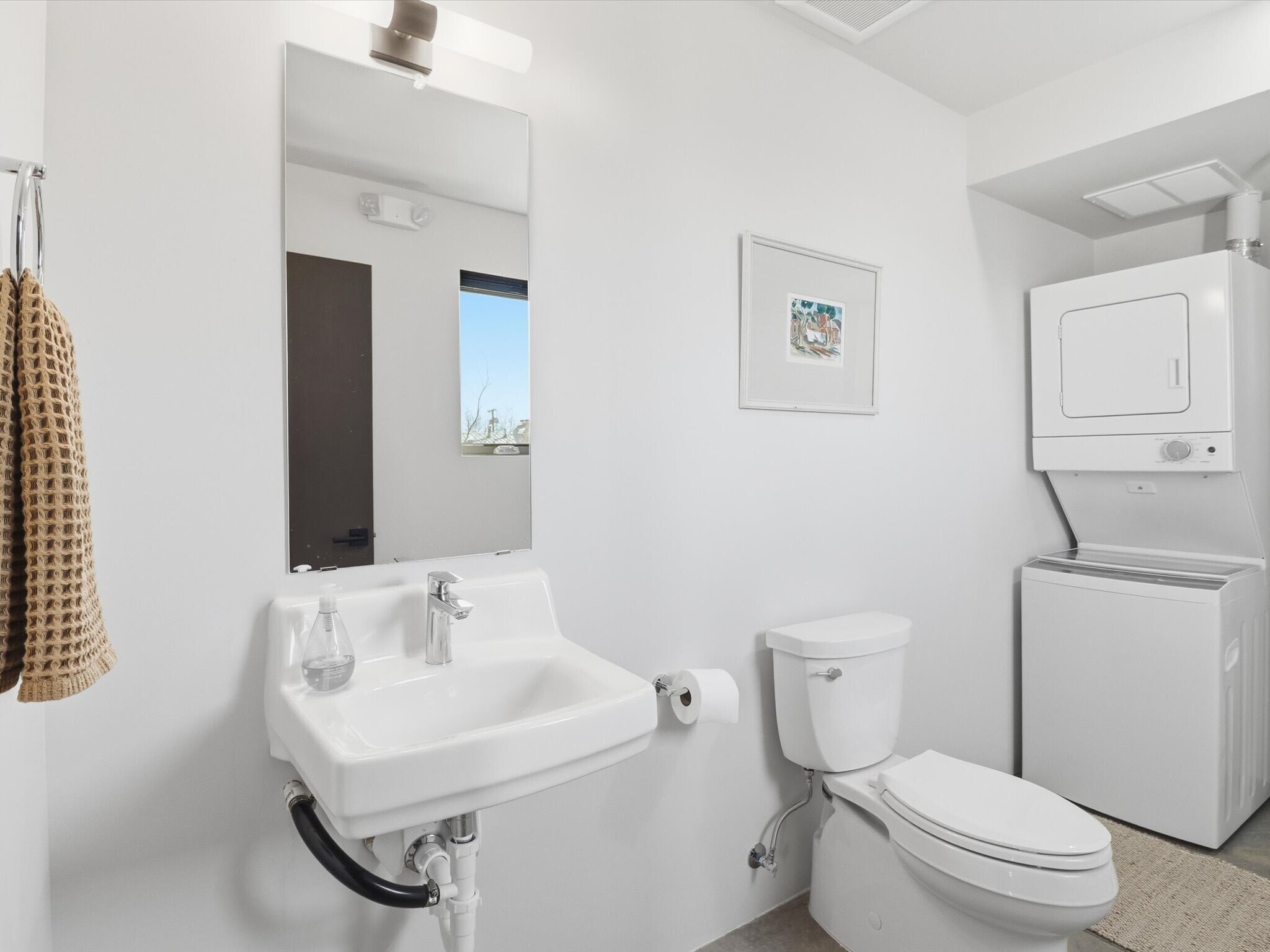Building Photo - 1728 Camino Carlos Rey