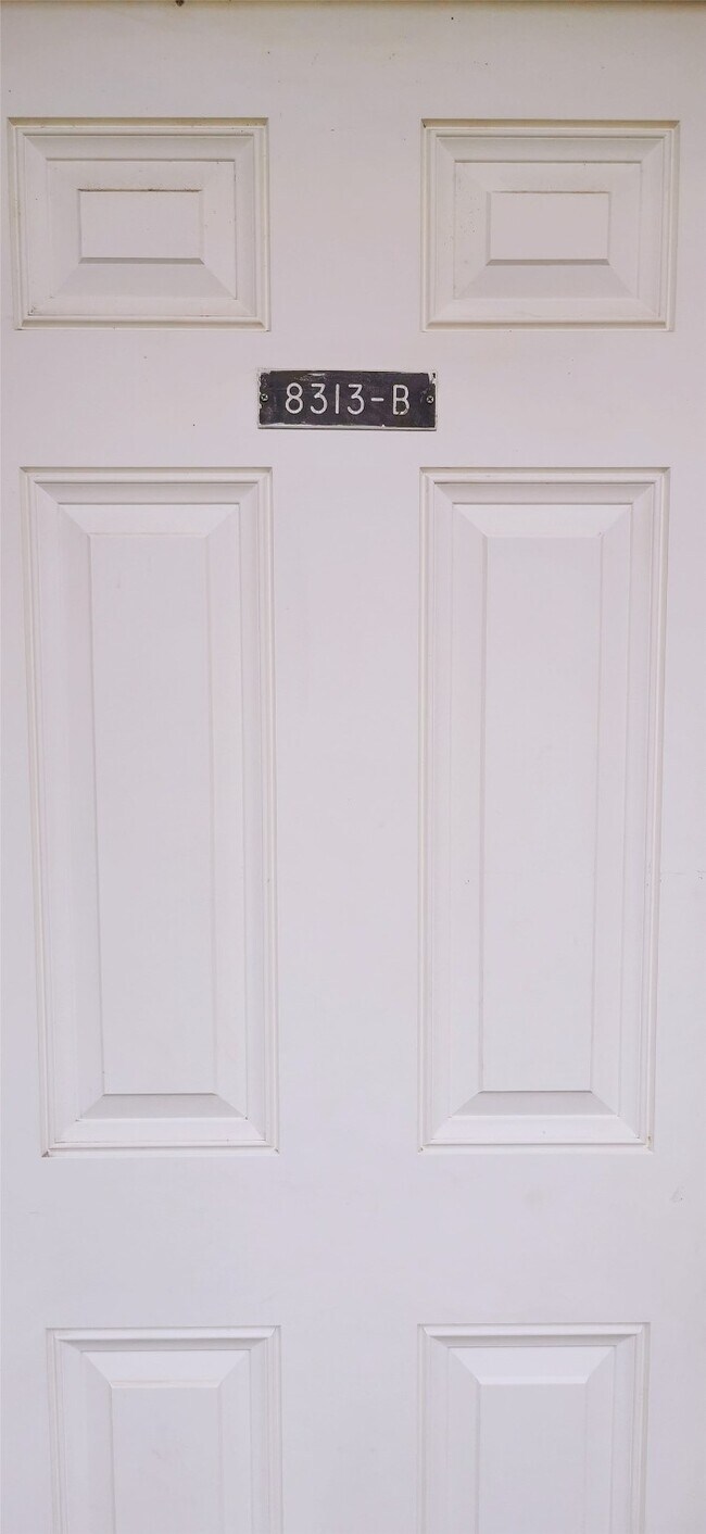 Building Photo - 8313 Augustine Dr