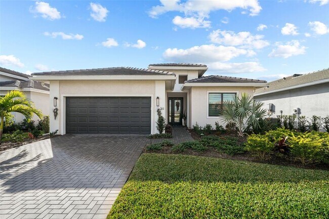 Building Photo - 17702 Cresswind Ter