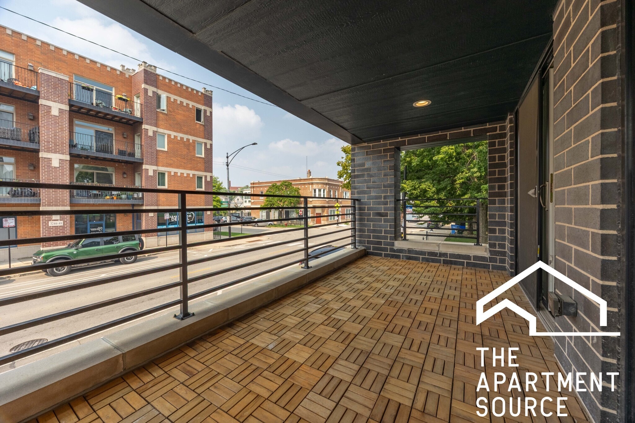 Building Photo - 3255 N Elston Ave