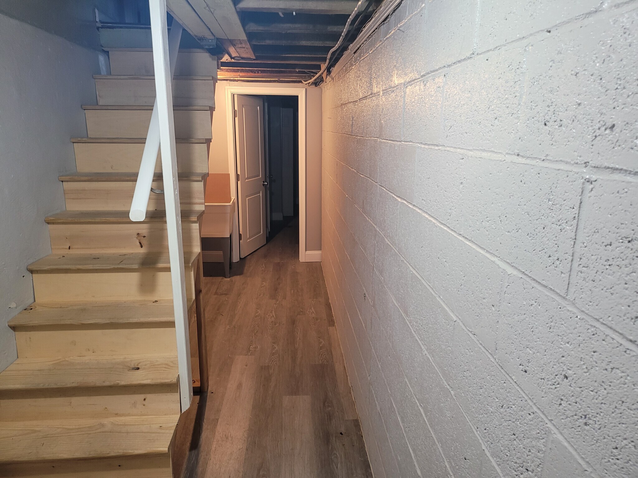 Laundry area - 5931 N Warnock St