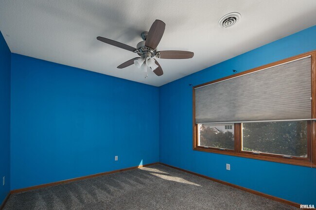 Building Photo - 4005 Raleigh Ave