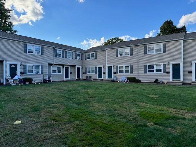 Building Photo - 855 Black Rock Tpke