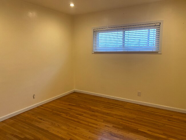 Building Photo - 21418 Meyler St