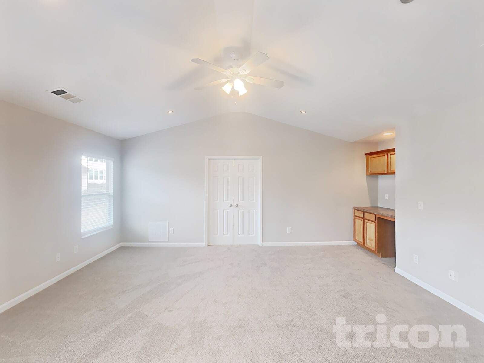 Building Photo - 5517 Village Trace