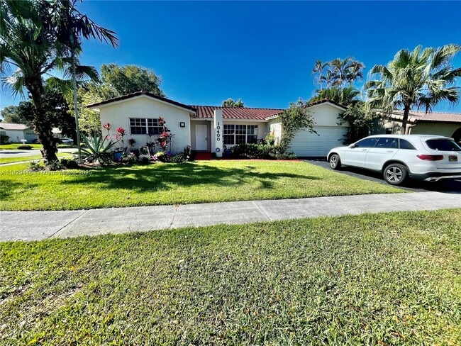 Building Photo - 10400 NW 5th Ct