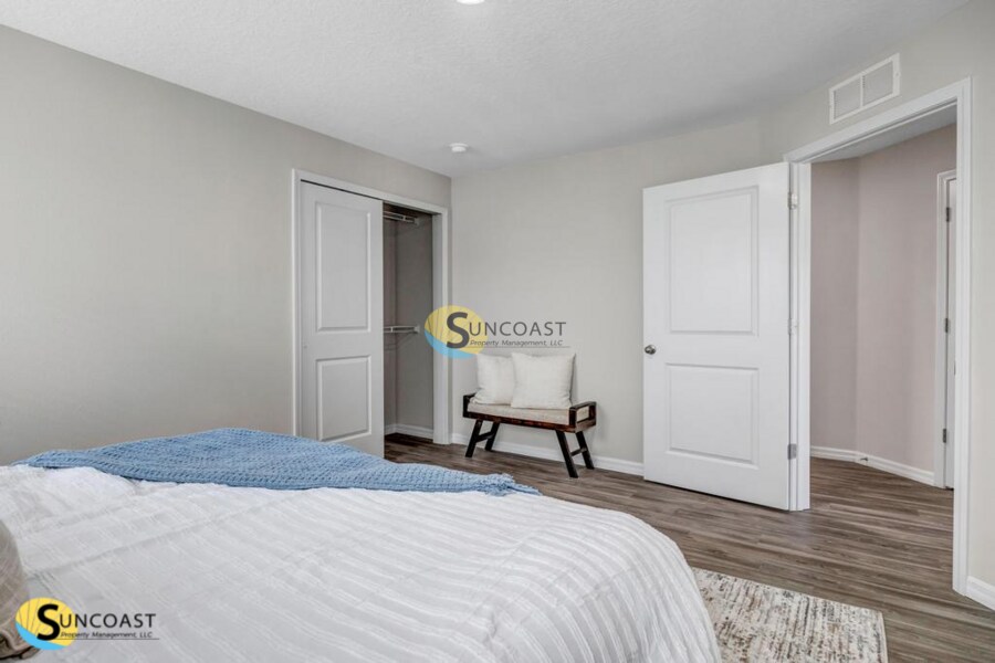 Building Photo - 9612 Hood Rd