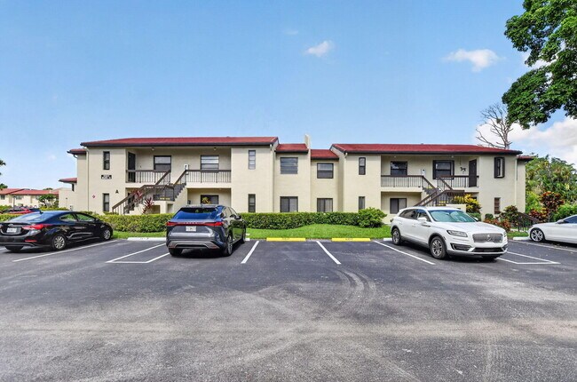 Building Photo - 21211 Lago Cir