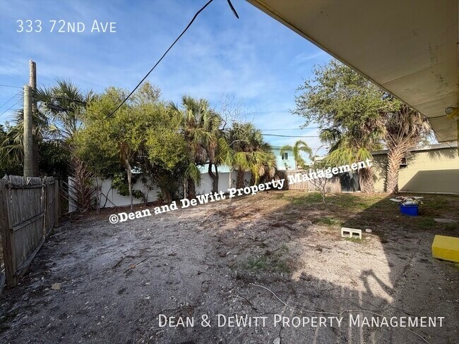 Building Photo - 333 72nd Ave