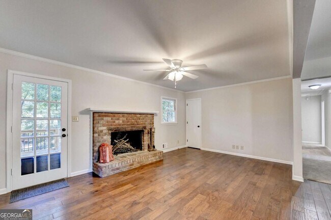 Building Photo - 478 Dorsey Cir SW