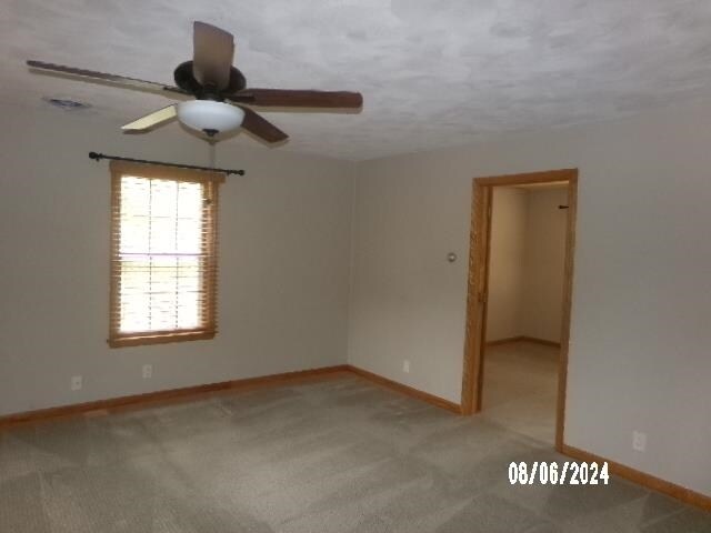 Building Photo - 830 Sherwood Dr NE