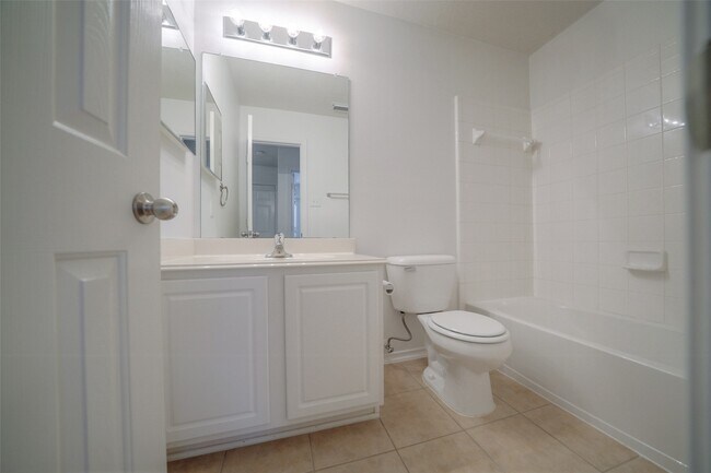 Building Photo - 146 Silver Penny Dr