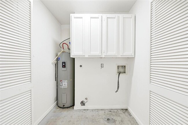 Building Photo - 8302 Country Wind Ln