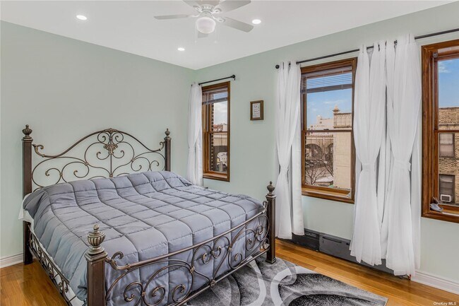 Building Photo - 43-47 44th St