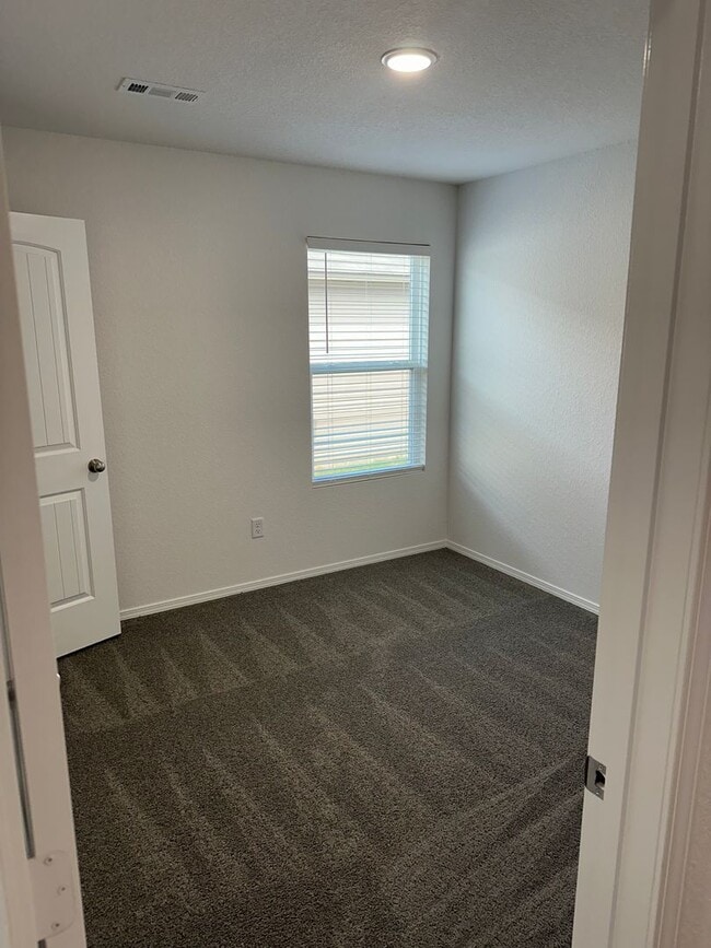 Building Photo - Three Bedroom | Two Bath Home in Maumelle!