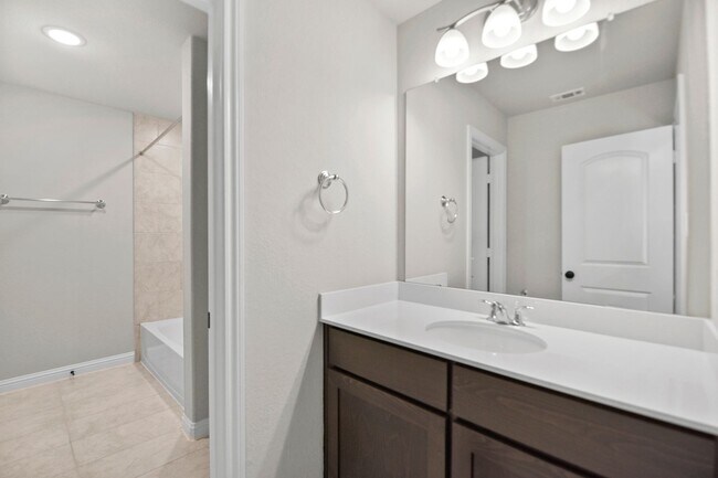 Building Photo - 4BR, 3BA Home Near Top-Rated Schools in a ...