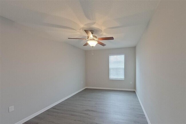 Building Photo - 8670 SW 43rd Ter