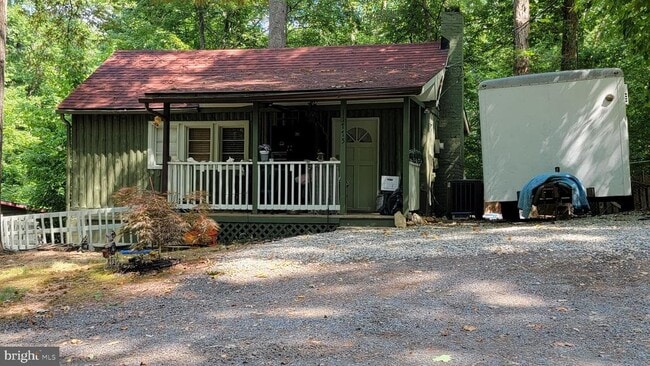 Building Photo - 11775 Stanbaugh Ln