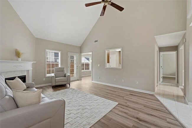 Building Photo - 2116 Baltic Ln