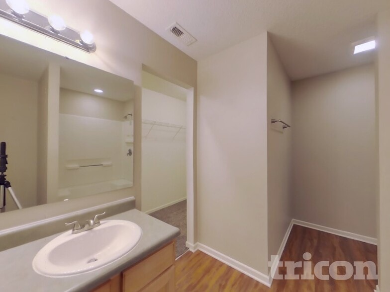 Building Photo - 8146 Firefly Way