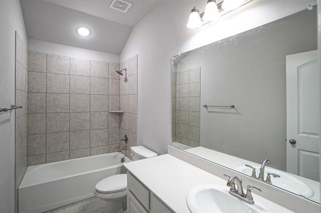 Building Photo - 1420 Brindle Dr