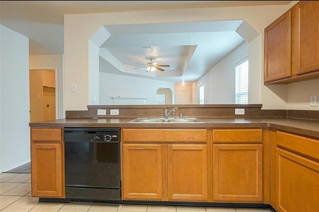 Building Photo - 1123 Desert Palms Ln
