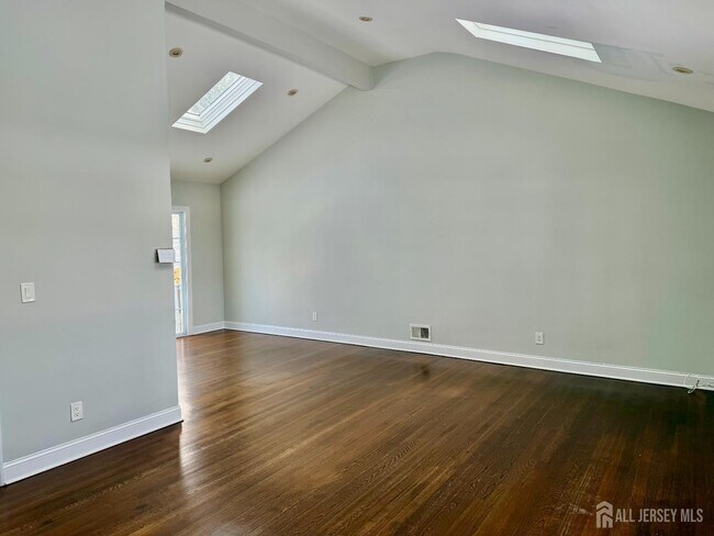 Building Photo - 139 Rues Ln