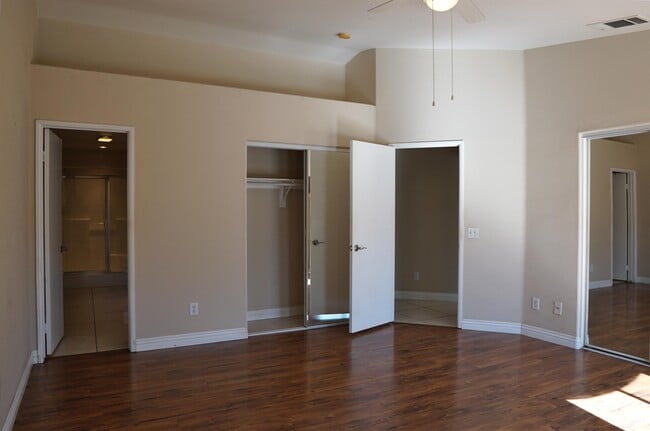 Building Photo - 82381 Grant Dr