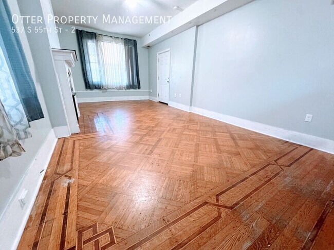 Building Photo - 537 S 55th St
