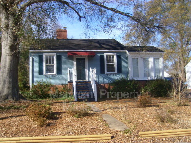 Primary Photo - 108 Druid St