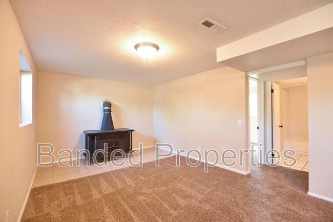 Building Photo - 5513 W Heath Cir