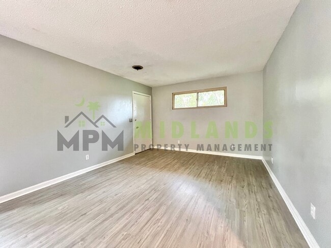 Building Photo - 623 Henderson St