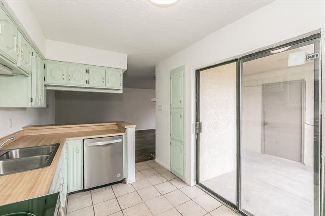 Building Photo - 920 Turtle Cove